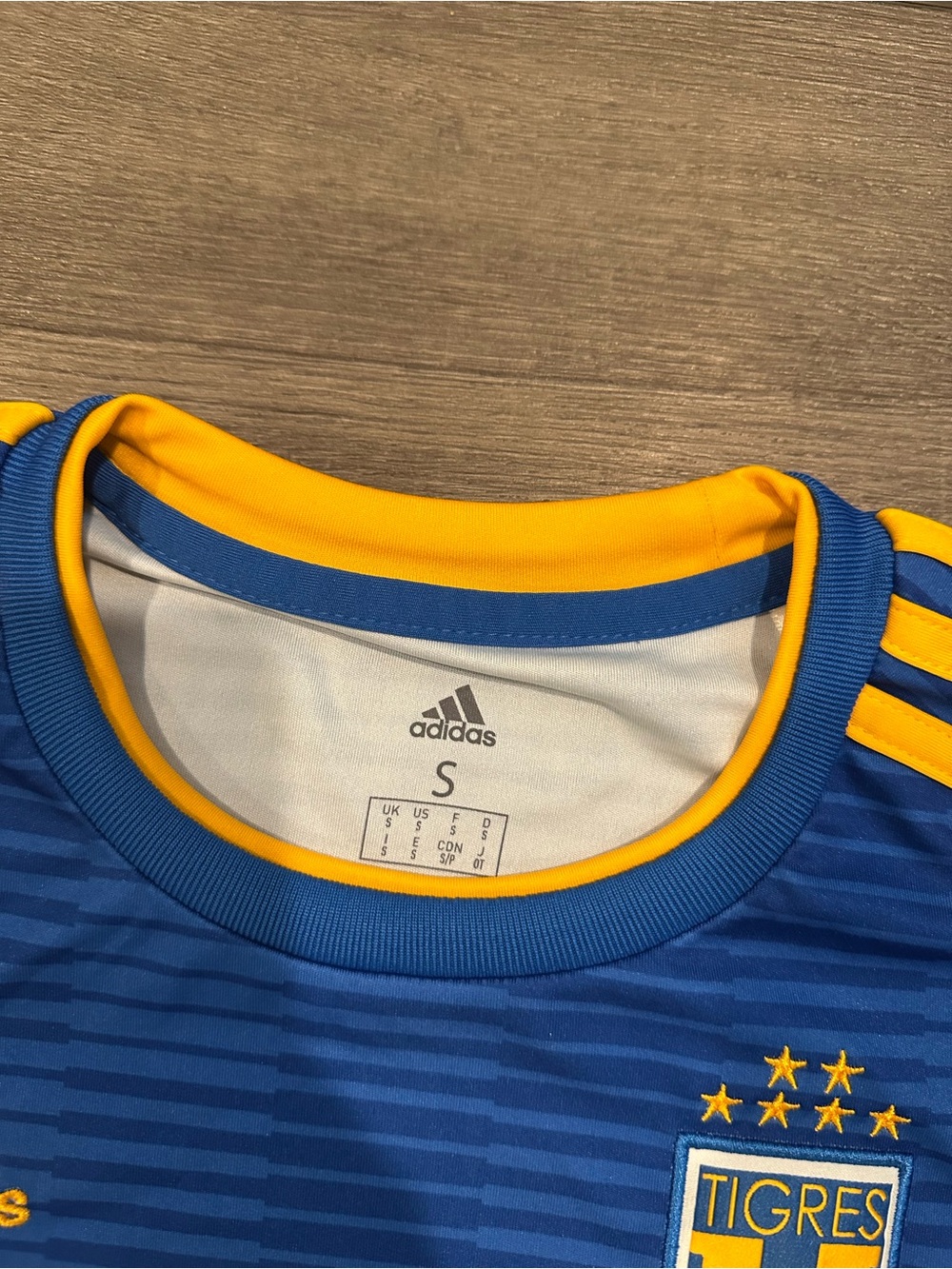 ORIGINAL - adidas Blue and Yellow Tigres U.A.N.L. Soccer Jersey - Picture 3 of 4